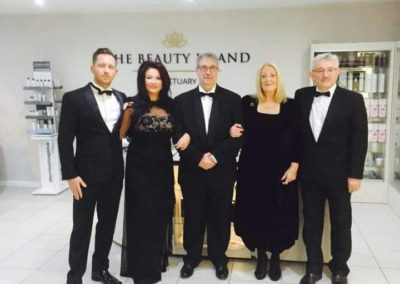 18834383 10212802159790068 2138840948 n 400x284 - Gallery