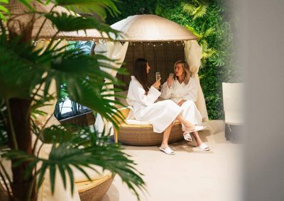 received 1402214470228152 400x284 - Gallery